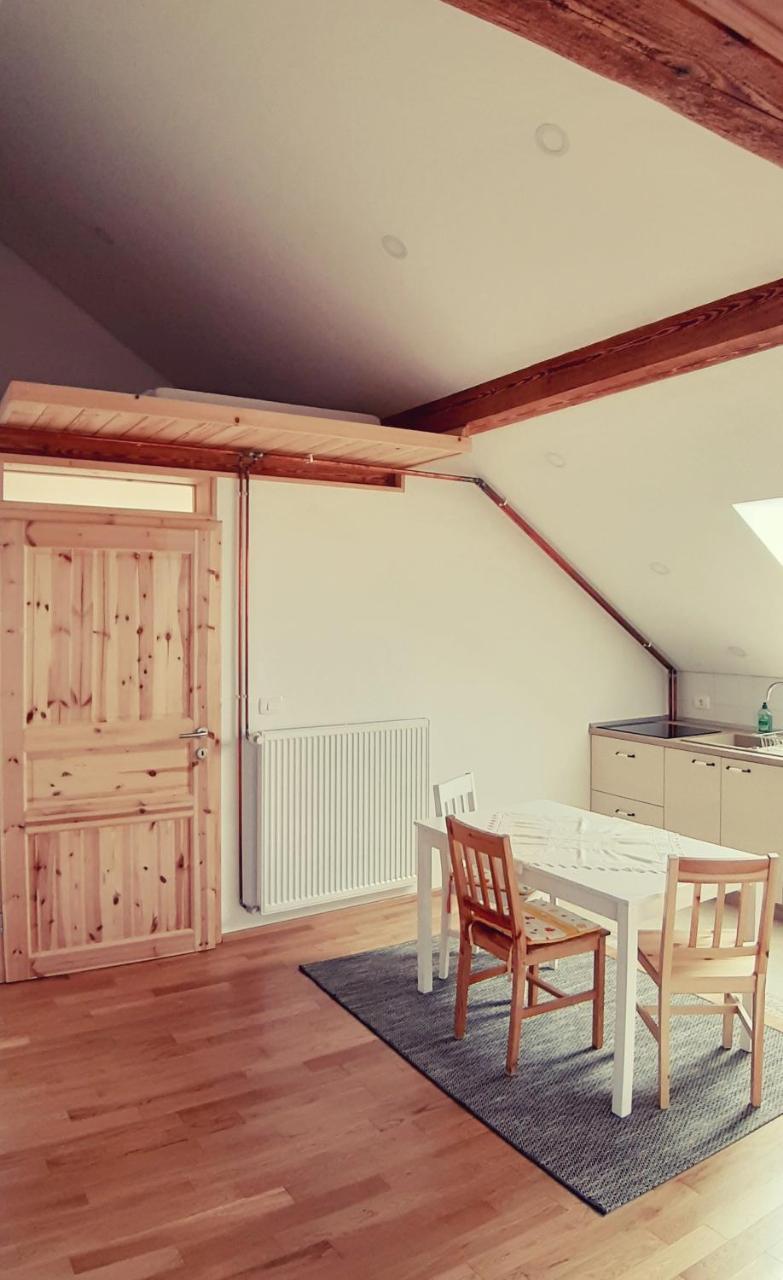 Prenocisca Angelin Hram, Tiny Apartments Markovec Eksteriør bilde